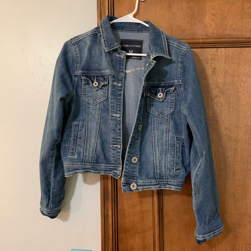 😇MAURICE’S CROPPED DENIM😇